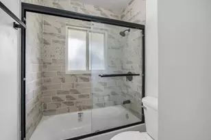 669 White Pine Rd, Buffalo Grove, IL 60089 - Photo 17