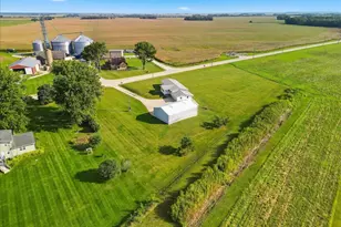 15661 Moline Rd, Lyndon, IL 61261 - Photo 7