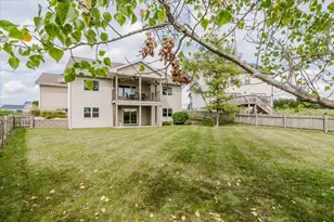 615 Prairie Meadows Dr, Heyworth, IL 61745 - Photo 35