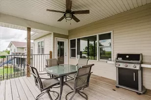 615 Prairie Meadows Dr, Heyworth, IL 61745 - Photo 13