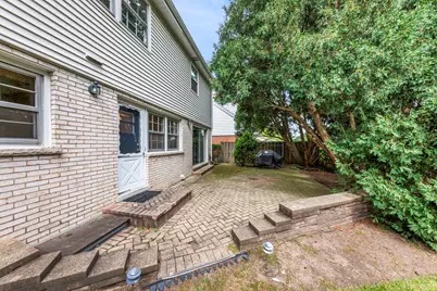 705 S Kennicott Avenue, Arlington Heights, IL 60005 - Photo 19