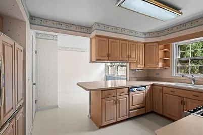 705 S Kennicott Avenue, Arlington Heights, IL 60005 - Photo 7
