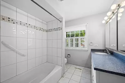 705 S Kennicott Avenue, Arlington Heights, IL 60005 - Photo 13