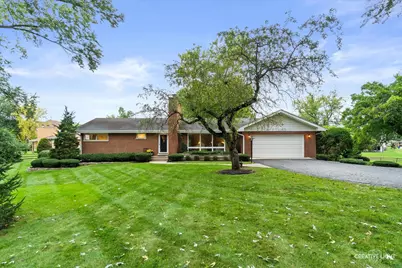 [Address not provided], Glen Ellyn, IL 60137 - Photo 3