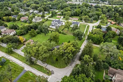 [Address not provided], Glen Ellyn, IL 60137 - Photo 13