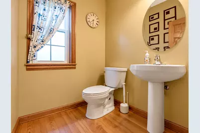 [Address not provided], Winthrop Harbor, IL 60096 - Photo 9