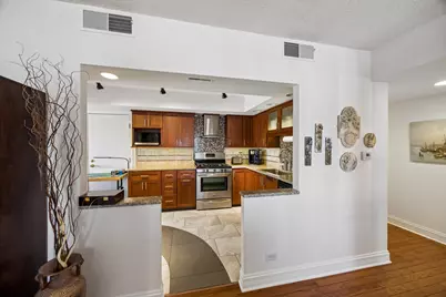 8350 W Addison Street #301, Chicago, IL 60634 - Photo 3