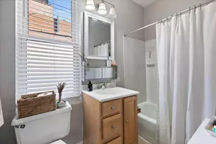 828 W Lill Ave, Chicago, IL 60614 - Photo 51