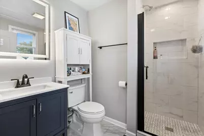 828 W Lill Avenue, Chicago, IL 60614 - Photo 15