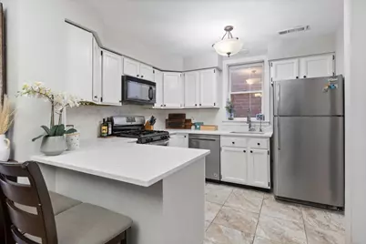 828 W Lill Avenue, Chicago, IL 60614 - Photo 9