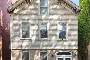 828 W Lill Ave, Chicago, IL 60614 - Photo 1