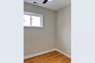 4121 W Montrose Avenue #1, Chicago, IL 60641 - Photo 11