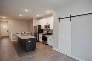 744 Anjali Court, Sycamore, IL 60178 - Photo 7