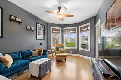 4610 N Claremont Avenue, Chicago, IL 60625 - Photo 3