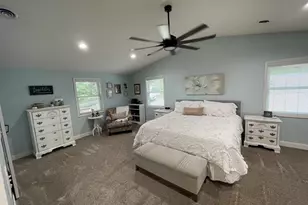 1045 Lake Shore Dr N, Orangeville, IL 62939 - Photo 9
