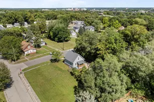 928 Lincoln Ave, Rockford, IL 61102 - Photo 7