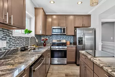 7440 S Paxton Avenue #2, Chicago, IL 60649 - Photo 9