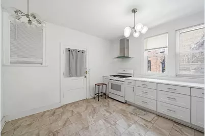 7806 S Cregier Avenue, Chicago, IL 60649 - Photo 9