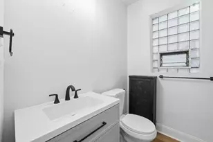 7806 S Cregier Ave, Chicago, IL 60649 - Photo 7