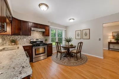 601 Willington Drive, Schaumburg, IL 60194 - Photo 5