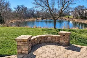1575 McClellan Dr, Lindenhurst, IL 60046 - Photo 37