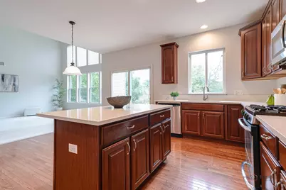 1575 McClellan Drive, Lindenhurst, IL 60046 - Photo 11