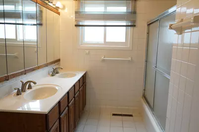 54 Fernwood Drive, Glenview, IL 60025 - Photo 9
