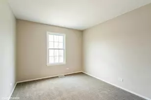 121 Richmond Dr, Bolingbrook, IL 60440 - Photo 17