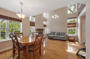 2920 Oak Ct, Schaumburg, IL 60193 - Photo 9