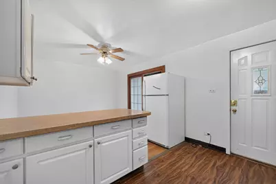 210 Linn Court #A, North Aurora, IL 60542 - Photo 7
