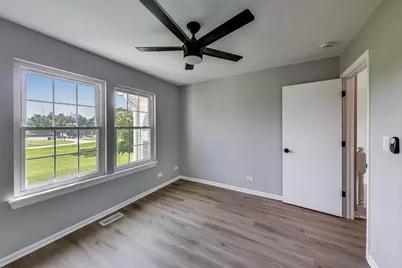 2105 Glasgow Court #2105, Hanover Park, IL 60133 - Photo 17