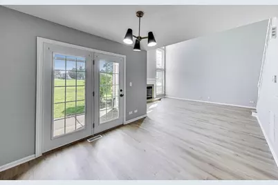 2105 Glasgow Court #2105, Hanover Park, IL 60133 - Photo 5