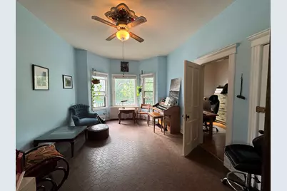 3933 N Ravenswood Avenue, Chicago, IL 60613 - Photo 3