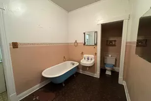 3933 N Ravenswood Ave, Chicago, IL 60613 - Photo 17