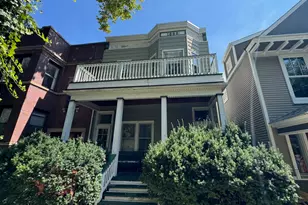 3933 N Ravenswood Ave, Chicago, IL 60613 - Photo 1