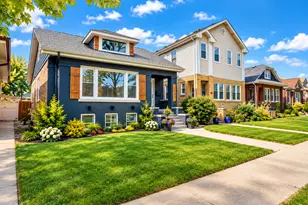 5748 W Eastwood Ave, Chicago, IL 60630 - Photo 1