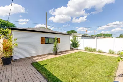 5748 W Eastwood Avenue, Chicago, IL 60630 - Photo 49