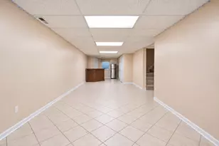 812 Honeysuckle Ln, Aurora, IL 60506 - Photo 27
