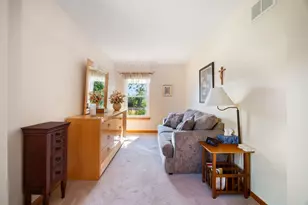812 Honeysuckle Ln, Aurora, IL 60506 - Photo 21