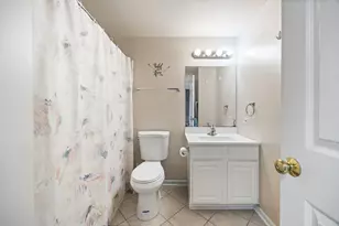 812 Honeysuckle Ln, Aurora, IL 60506 - Photo 29
