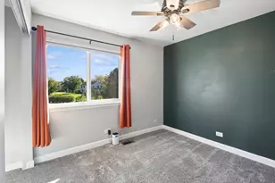 36253 N Bridlewood Ave, Gurnee, IL 60031 - Photo 21