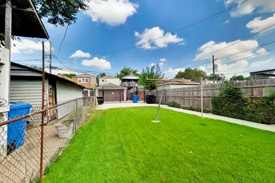 [Address not provided], Chicago, IL 60651 - Photo 23