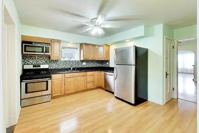 5920 W Berenice Avenue, Chicago, IL 60634 - Photo 15