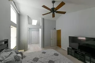 687 E Lenox Ln, Palatine, IL 60074 - Photo 17