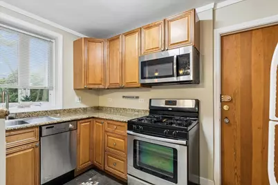 327 Callan Avenue #3, Evanston, IL 60202 - Photo 9