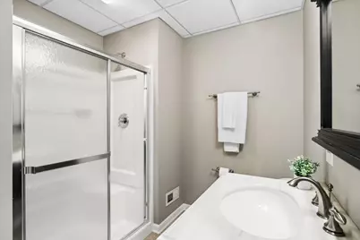 33147 N Lake Shore Drive, Grayslake, IL 60030 - Photo 23