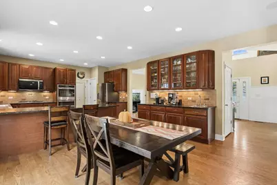 33147 N Lake Shore Drive, Grayslake, IL 60030 - Photo 5