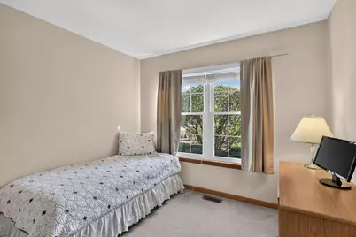 1970 Gary Court #B, Schaumburg, IL 60193 - Photo 17