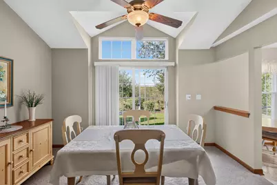 1970 Gary Court #B, Schaumburg, IL 60193 - Photo 9