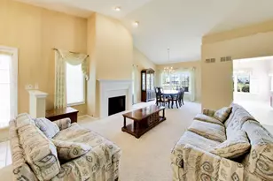 11417 Foxwoods Ct, Oak Lawn, IL 60453 - Photo 7